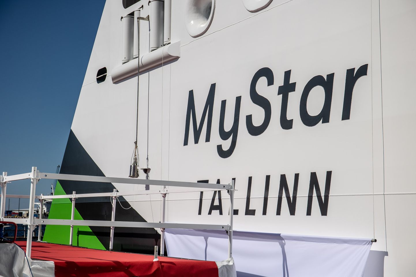Tallinki uue laeva MyStar ristimine Rauma laevatehases Soomes.