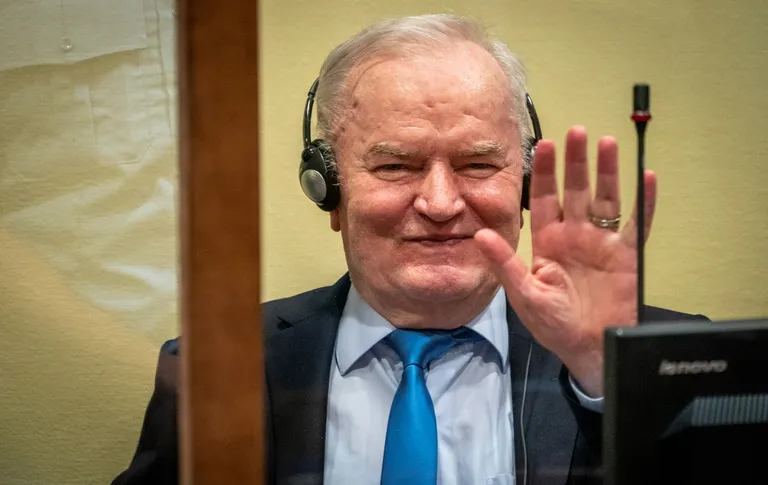 Endine serblasest ohvitser Ratko Mladić, keda süüdistatakse sõjakuritegudes, 9. juunil 2021 Hollandis Haagis rahvusvahelises kriminaalkohtus