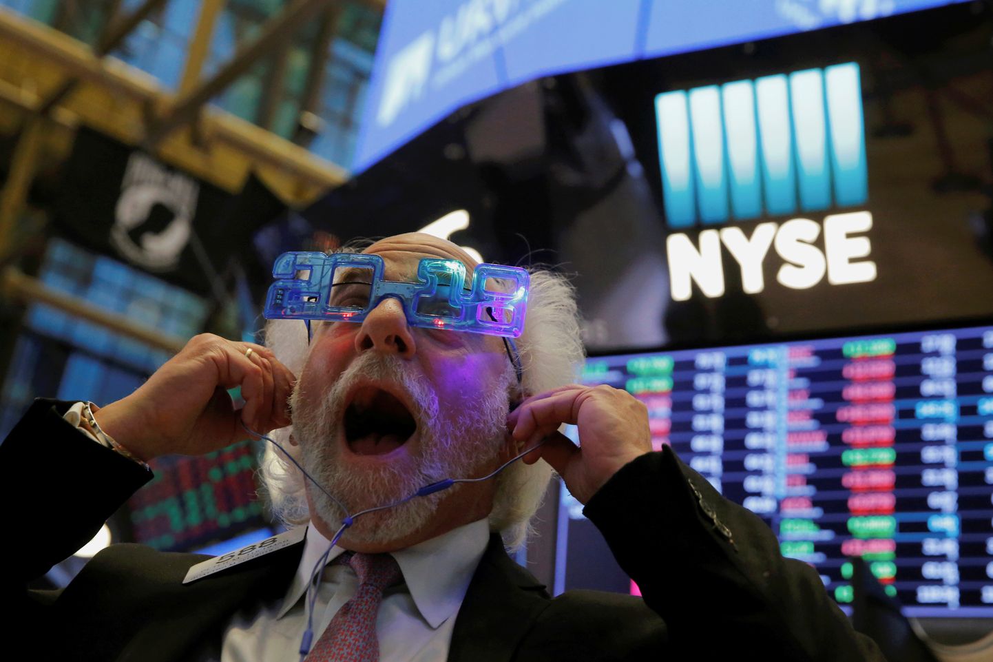 New Yorgi börsi aktsaikaupleja Peter Tuchman eile aasta viimasel börsipeval.