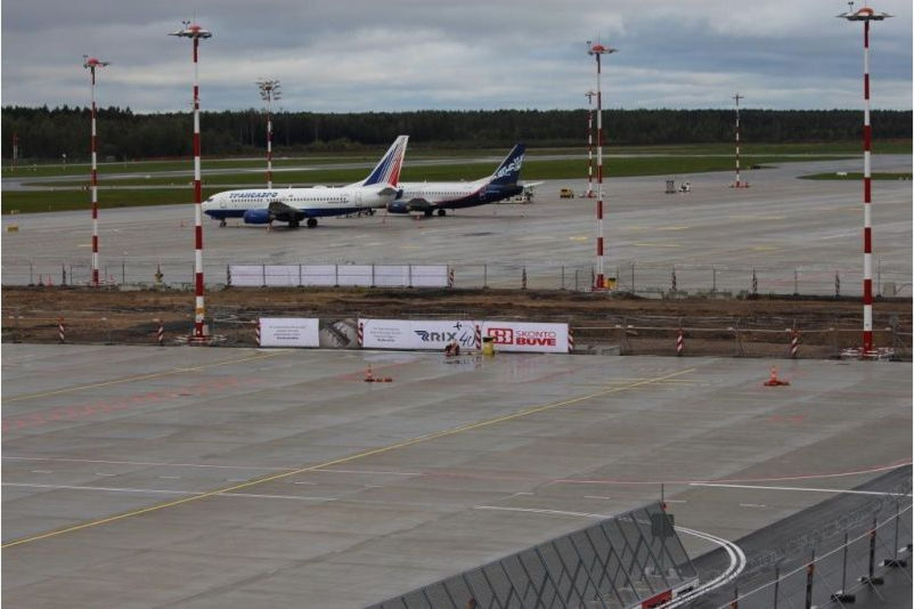 Riia lennujaamas algasid laiendustööd.