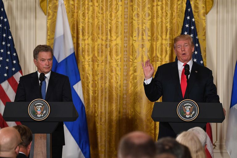 Donald Trump ja Sauli Niinistö pressikonverentsil