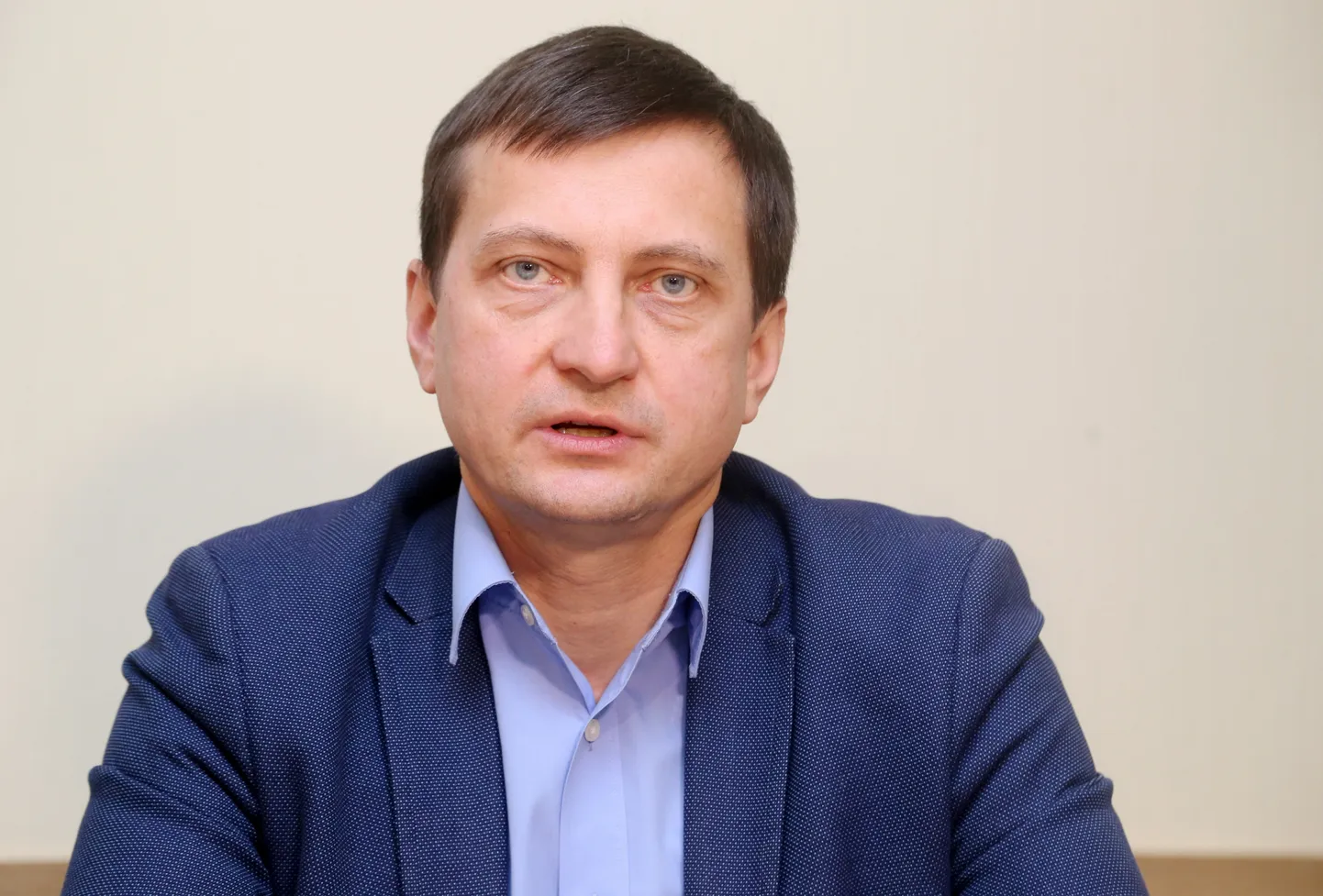 Zaļo un zemnieku savienības (ZZS) valdes loceklis Latvijas Zemnieku savienības priekšsēdētājs Armands Krauze piedalās preses konferencē pēc ZZS valdes, Saeimas frakcijas un ZZS sadarbības partijas "Latvijai un Ventspilij" priekšsēdētāja tikšanās.