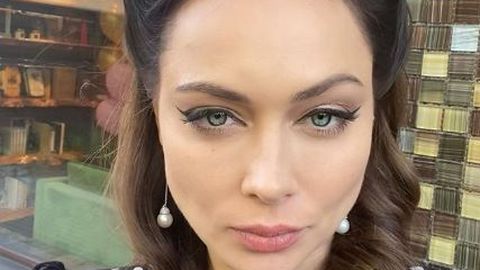 Провокационные фото этой известной российской актрисы Instagram удалял дважды, но она выиграла битву