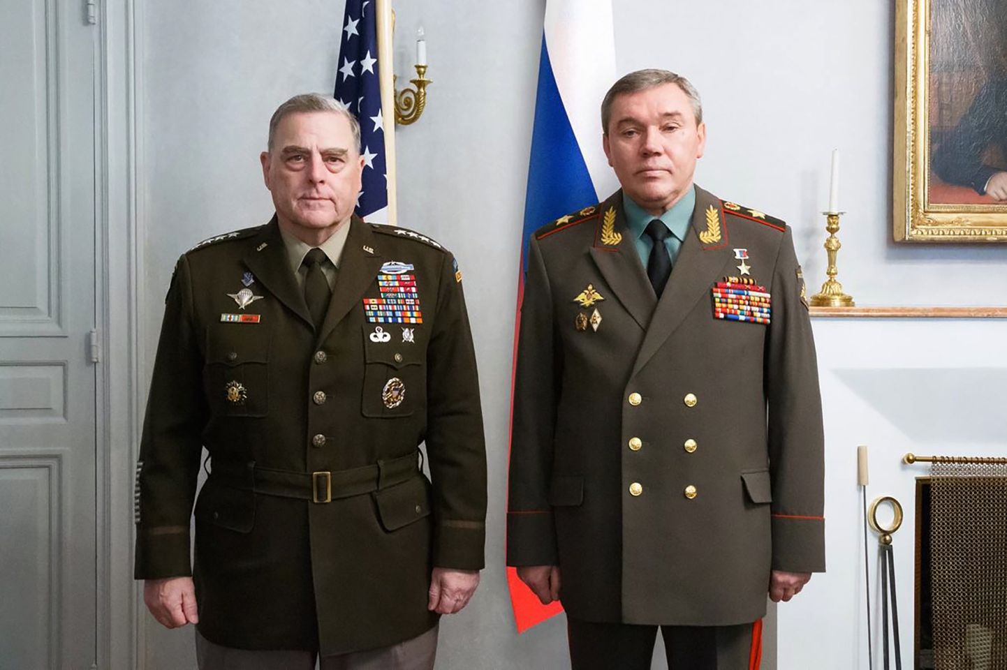 Генералы Марк Милли и Валерий Герасимов в Хельсинки, 22 сентября 2021 года.