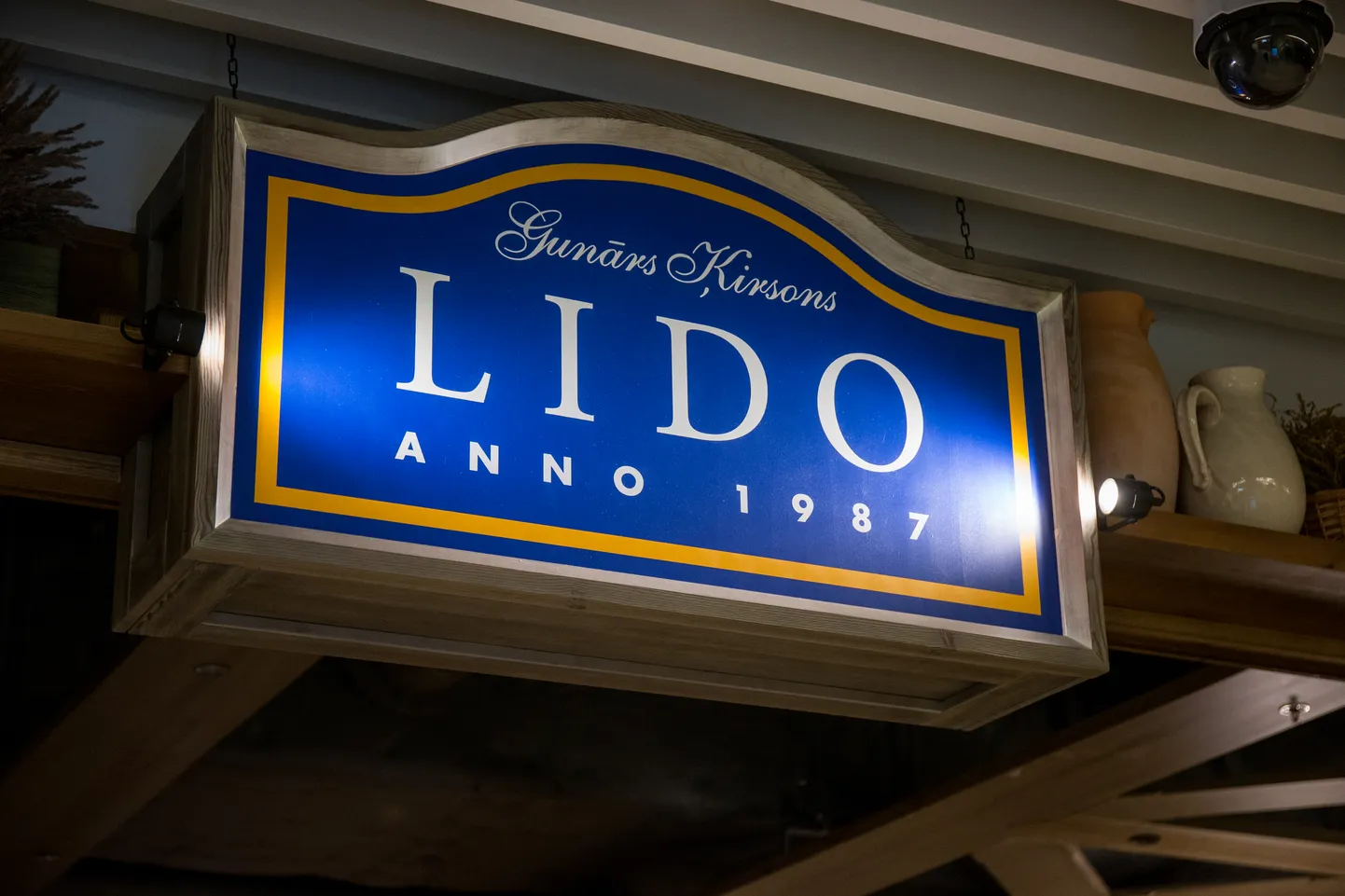 Lido.