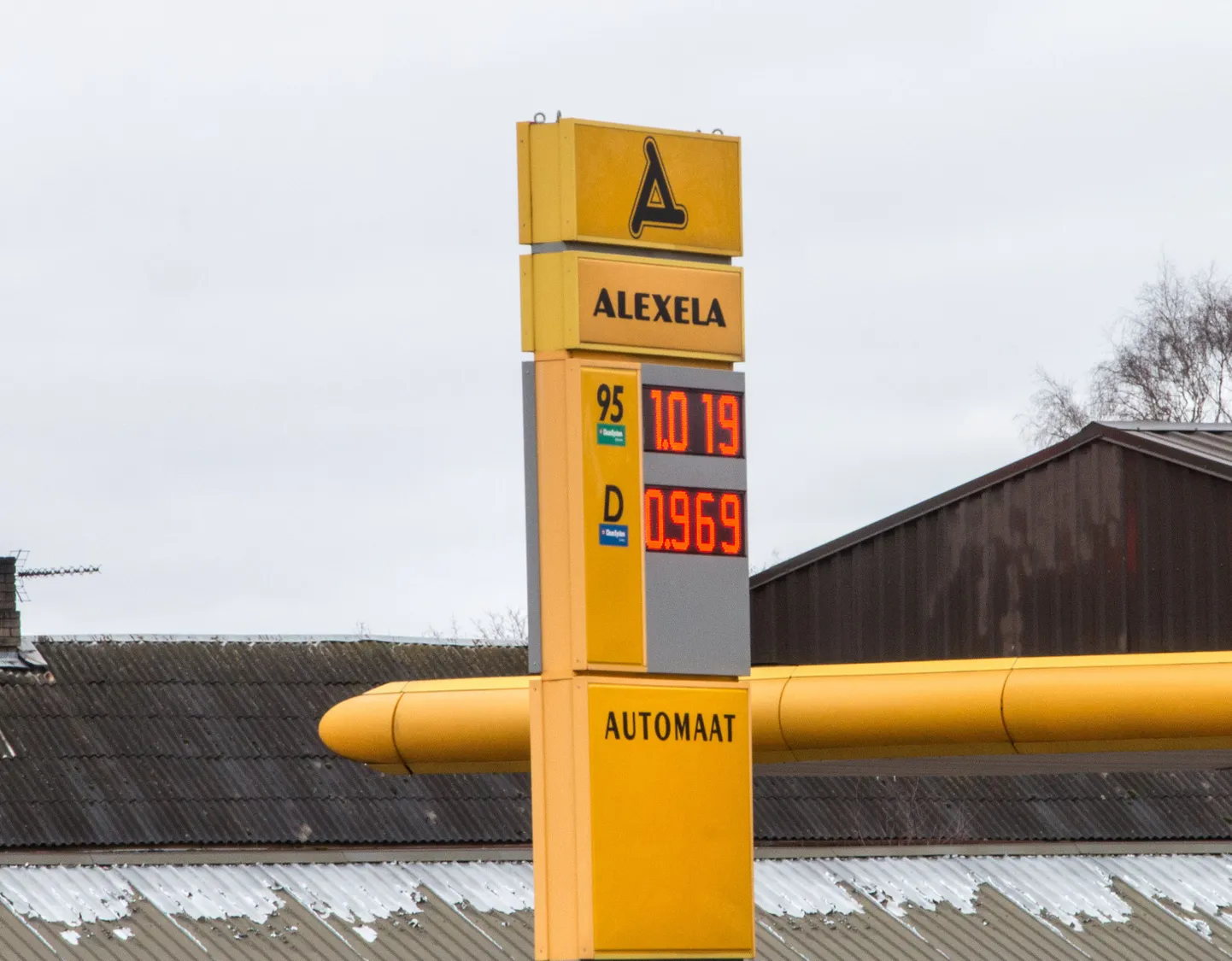 Alexela tankla.