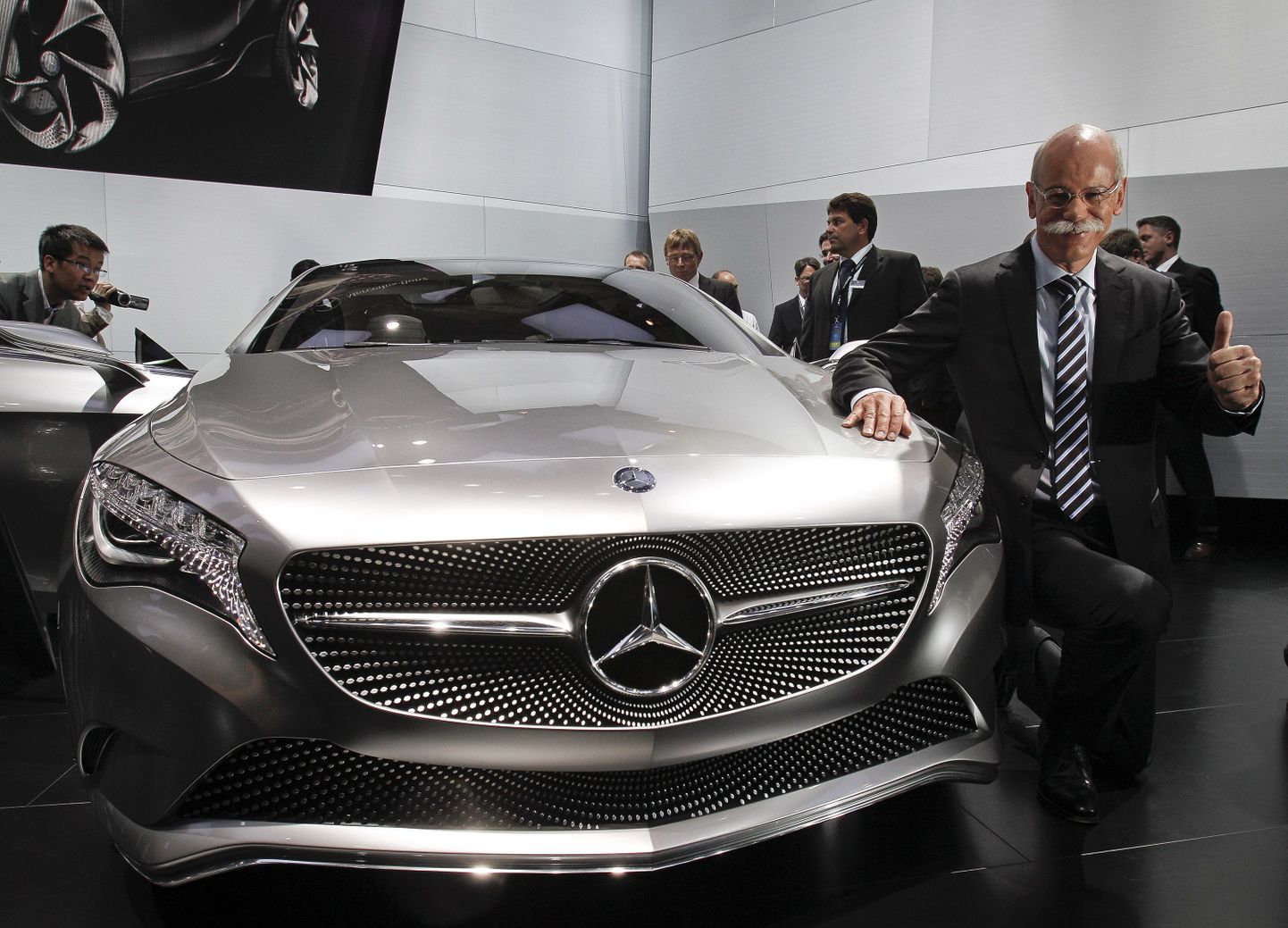 Daimler AG juht Dieter Zetsche Mercedes-Benzi A-seeria ideeautoga.