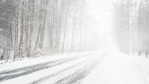 Tā dēvētās puteņa biļetes piektdien Rīgā nebūs