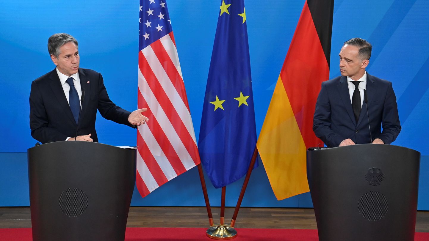 Saksa välisminister Heiko Maas (paremal) ja tema USA kolleeg Antony Blinken ühisel pressikonverentsil Berliinis 23. juunil.