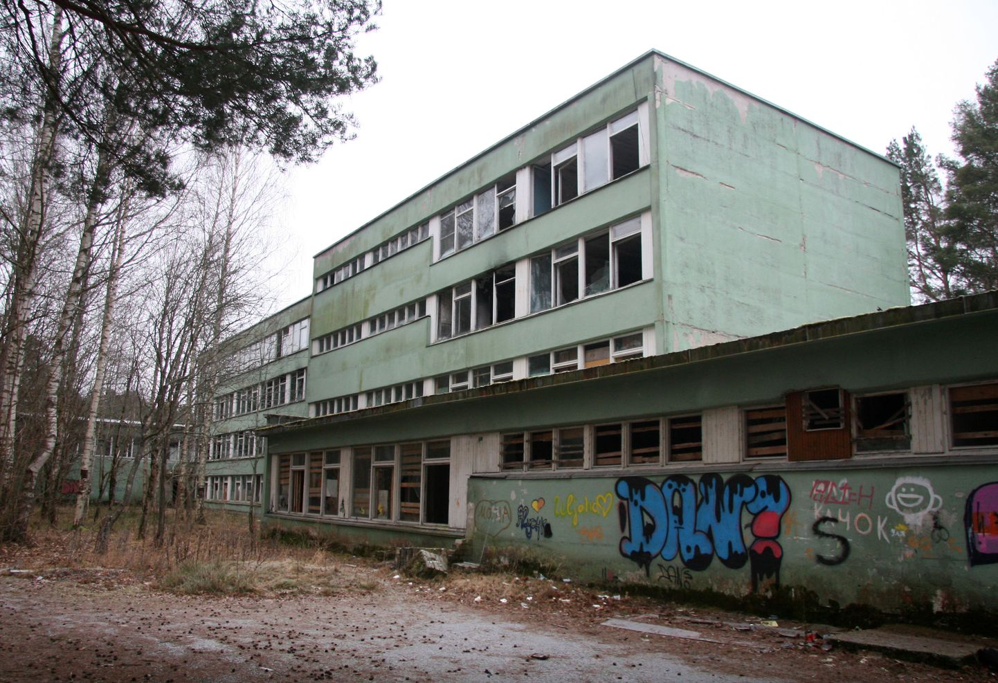 Здание Оруской школы.