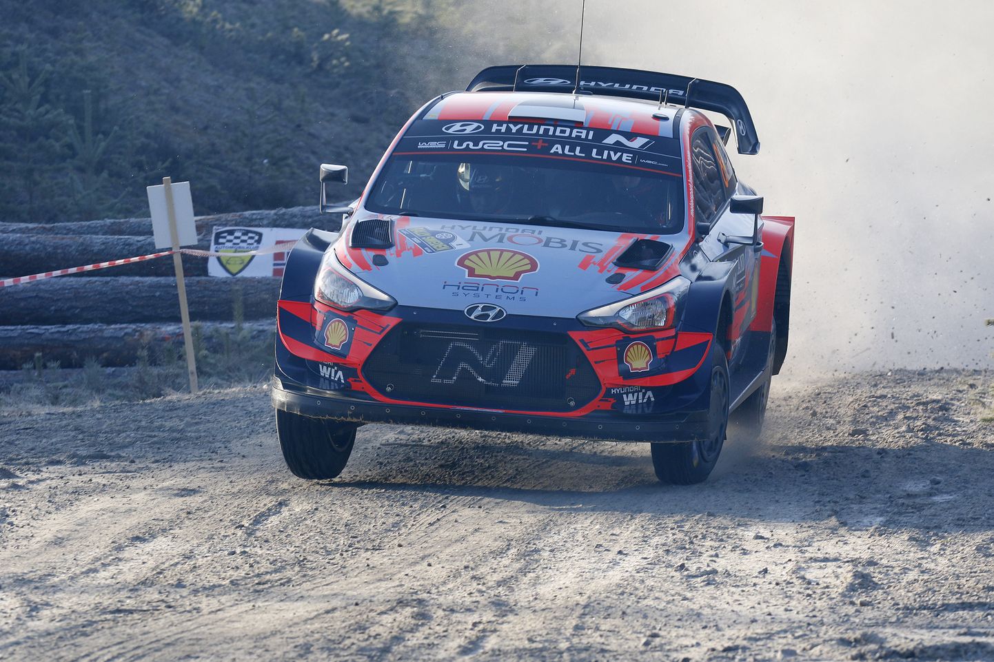 Eesti rallitiim Ott Tänak ja kaardilugeja Martin Järveoja saavutasid Rootsi rallil Hyundai i20 Coupe WRCl sõites teise koha.