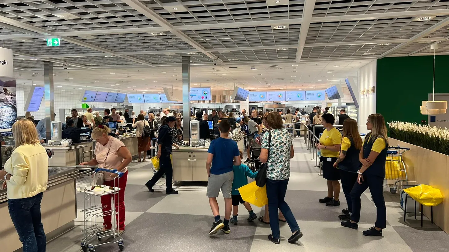 Ситуация в магазине IKEA в пригороде Таллинна в четверг во второй половине дня