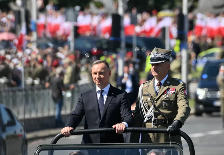 Polish President Andrzej Duda and then chief of defense Rajmund Andrzejczak at the Polish Armed Forces Day parade in Warsaw on August 15, 2018.