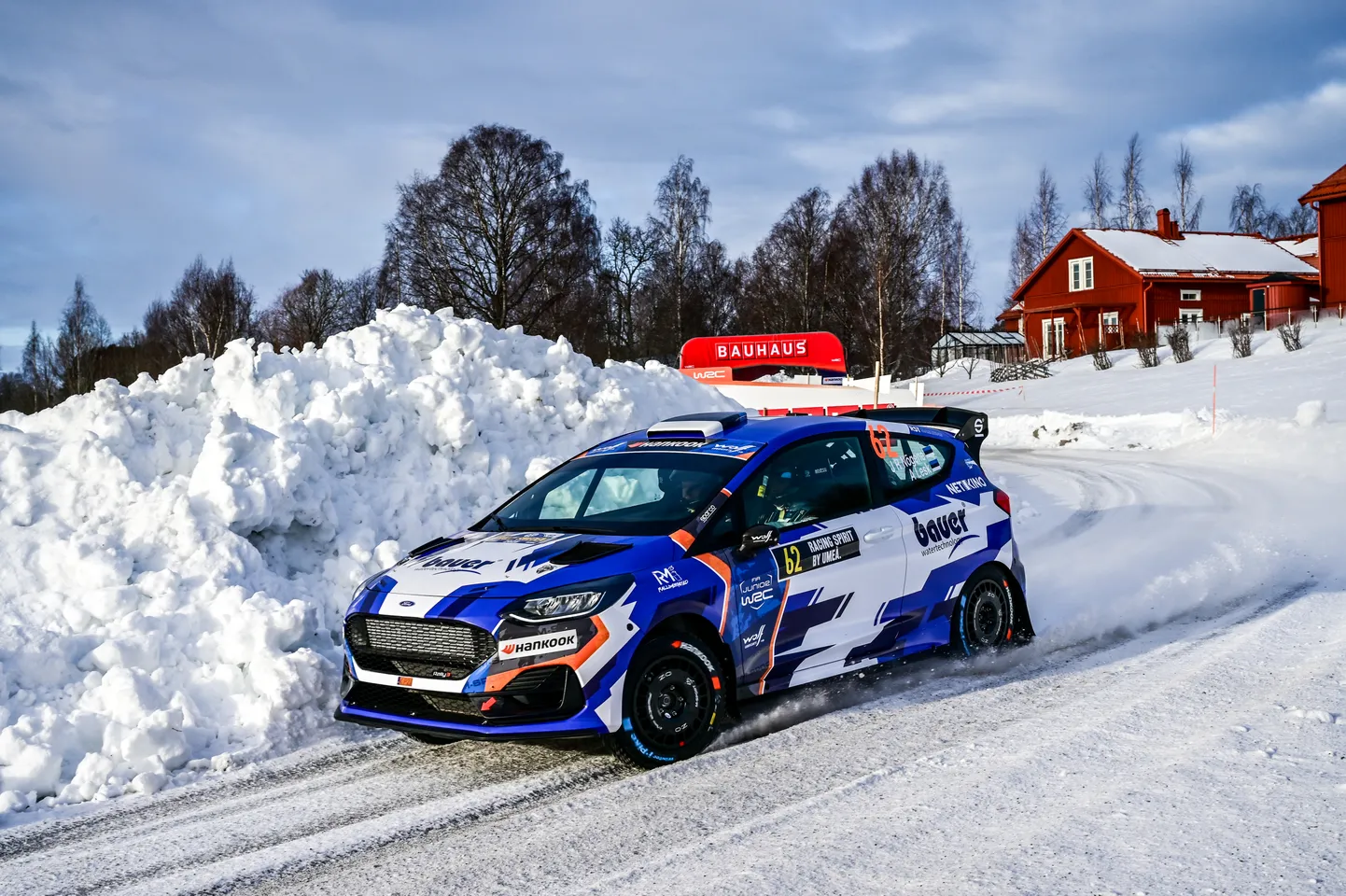 Joosep Ralf Nõgene ja Aleks Lesk Rootsi rallil.