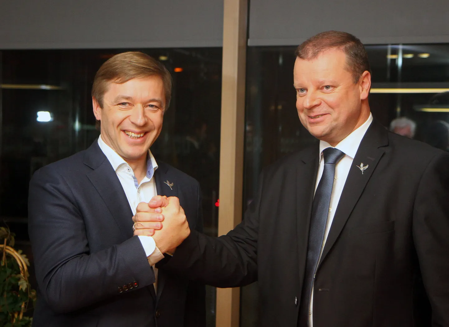 Uued niiditõmbajad Leedu poliitikas - Talurahva ja Roheliste Liidu parteijuht Ramunas Karbauskis ja peaminister Saulius Skvernelis.
