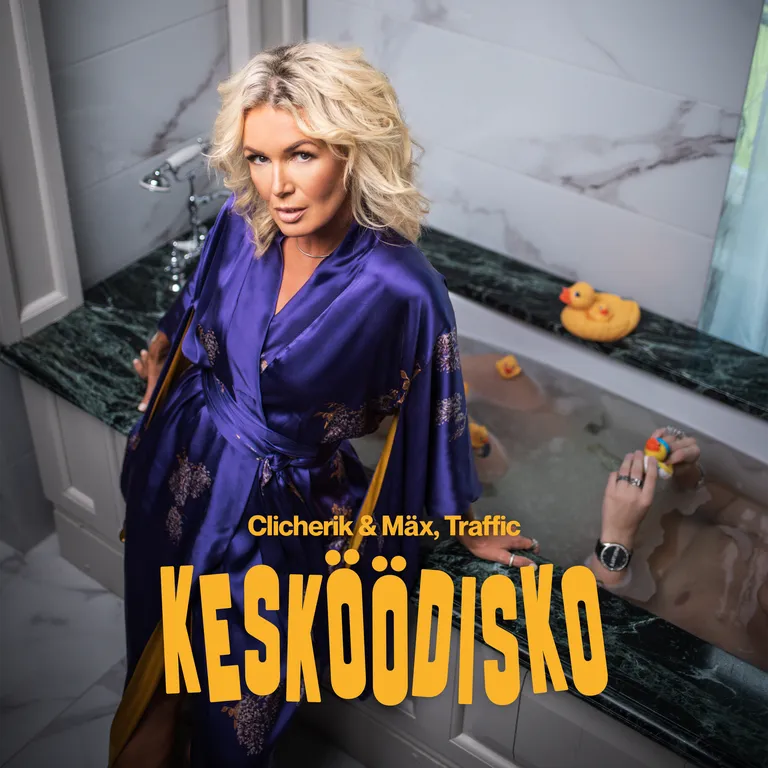 Triin Luhats sai «Kesköödisko» muusikavideos emme rolli.