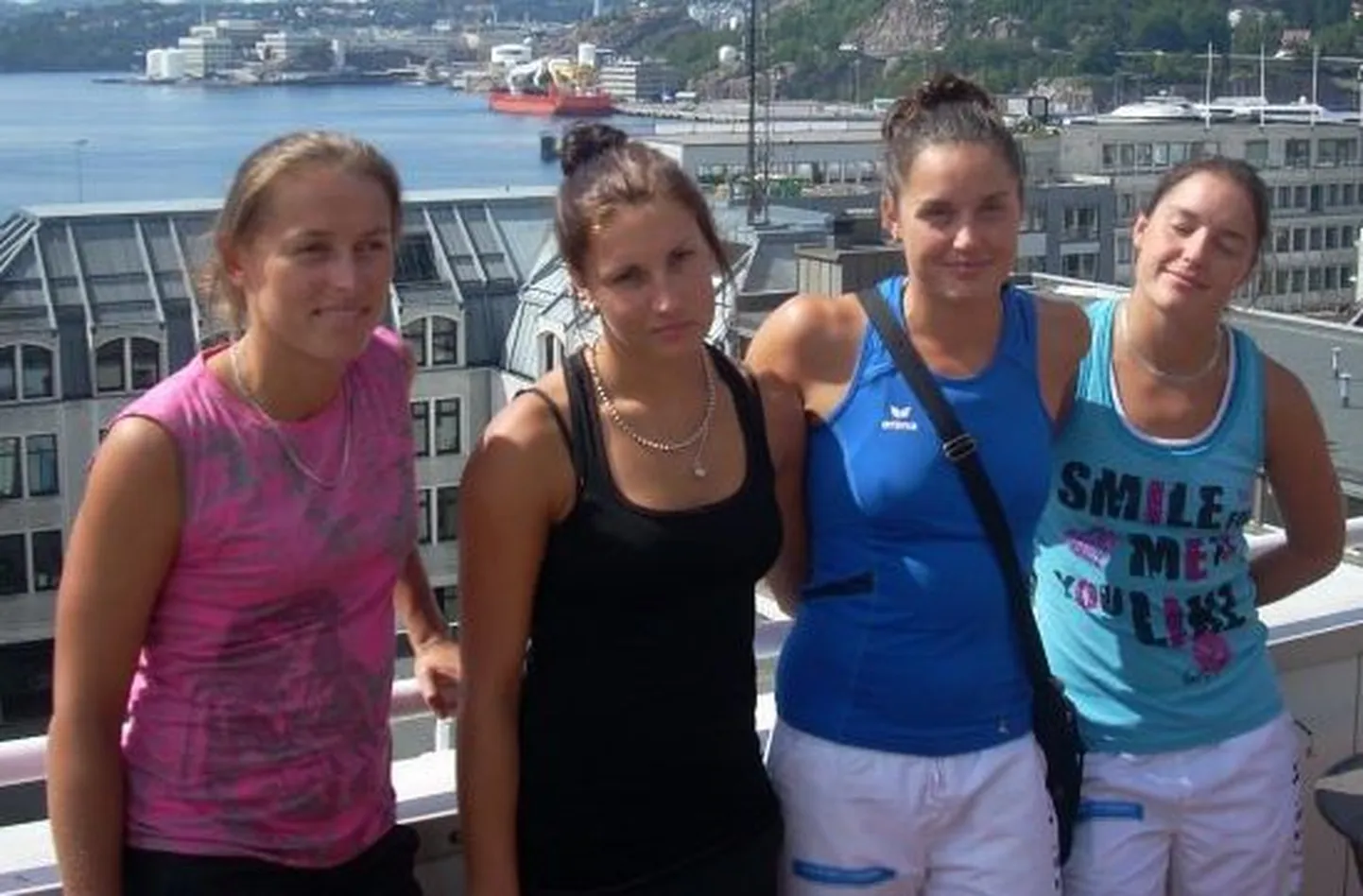 Mari-Liis Graumann, Anu Ennok, Polina ja Natalja Bratuhhina