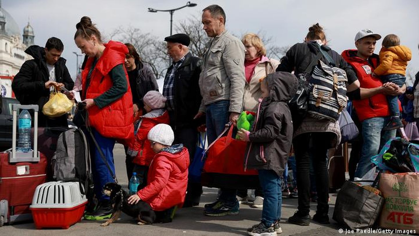 Украинские беженцы на пути в Польшу