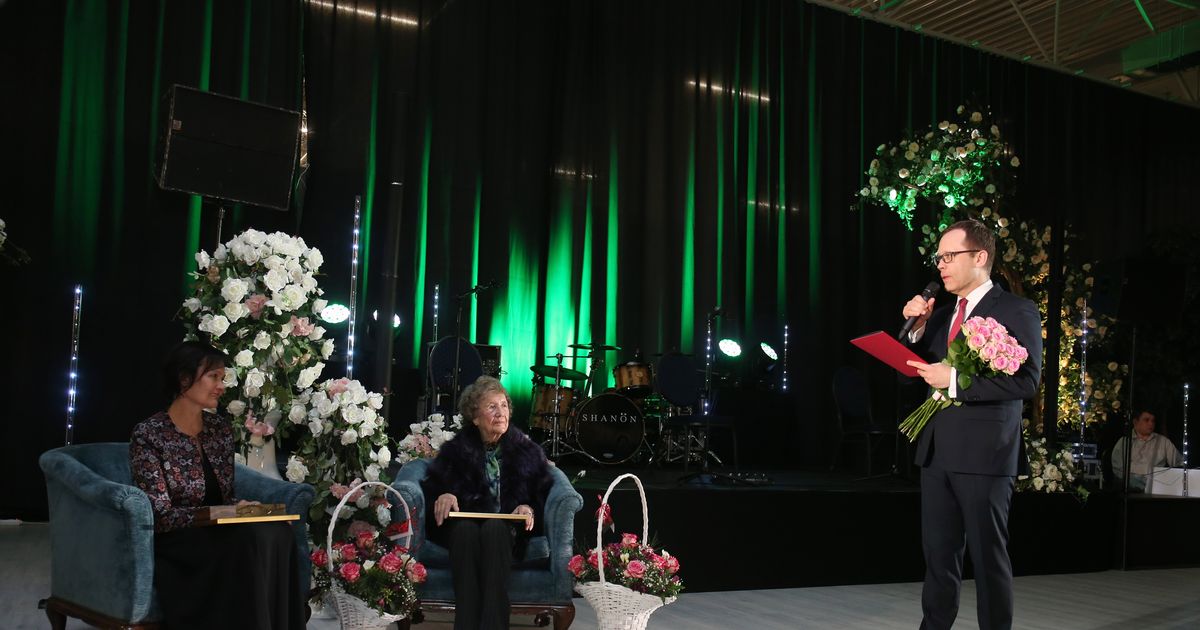 Galerii: Mileedi lillemajas selgusid aasta ettevõtlik daam ning aastate daam