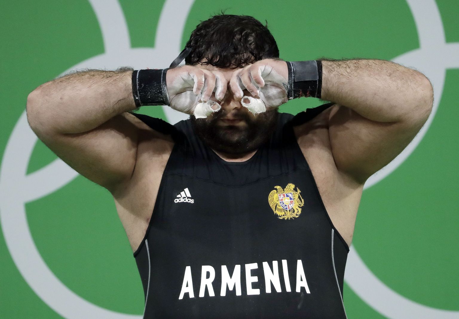 Armeenia tõstmistäht Ruben Aleksanjan peab tõenäoliselt aasta aega võistlusi kõrvalt vaatama.