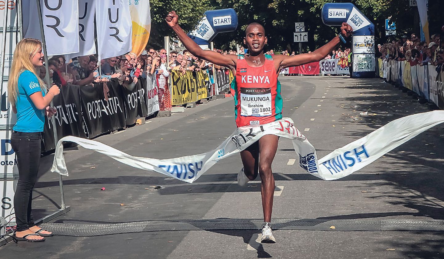 Keenia jooksja Ibrahim Mukunga triumfeeris 13. Jüri Jaansoni jooksu finišis uhkes üksinduses.