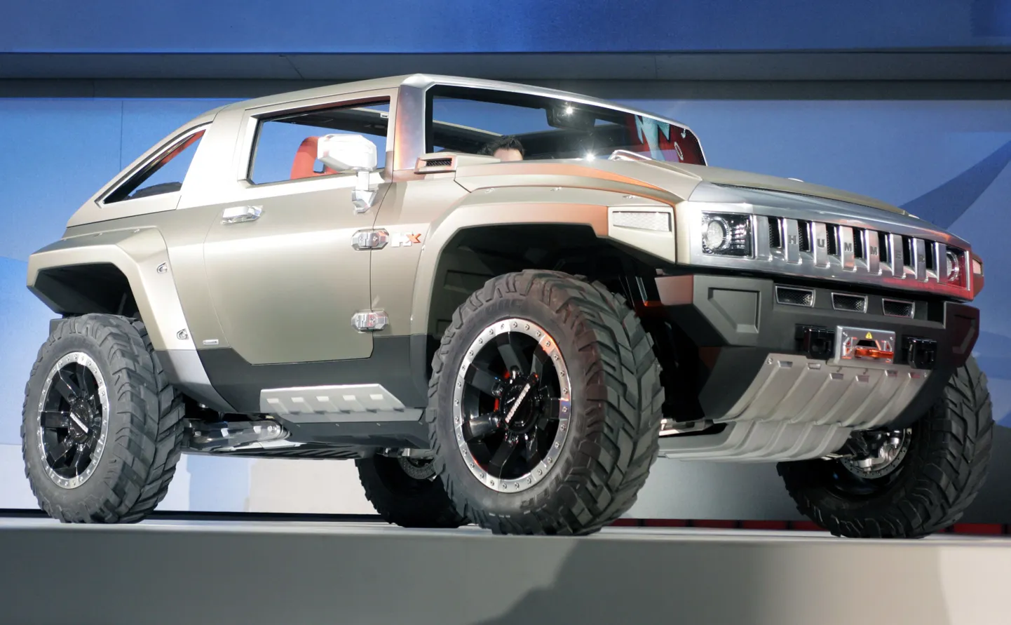 Hummer HX
