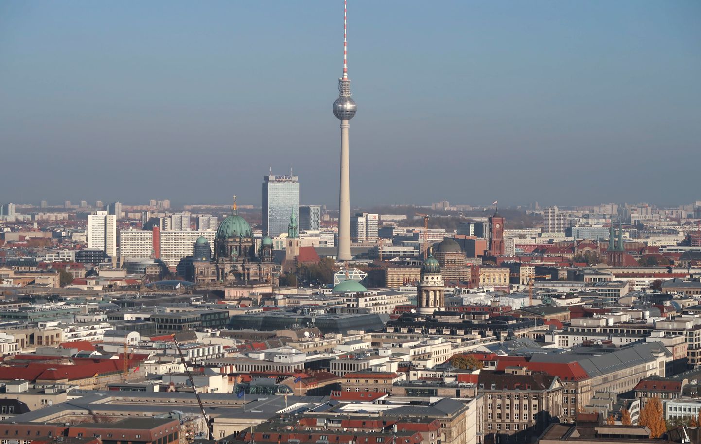 A general view shows the skyline of the East city center with the TV tower in Berlin, Germany, November 6, 2018.    REUTERS/Fabrizio Bensch
