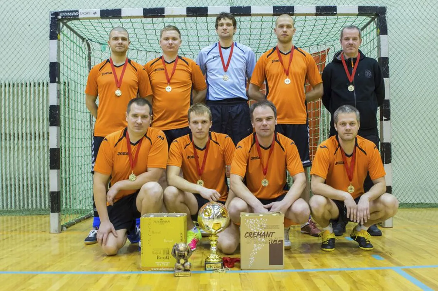 Ettevõtete saalijalgpalliturniiri võitis Bestra esindus.