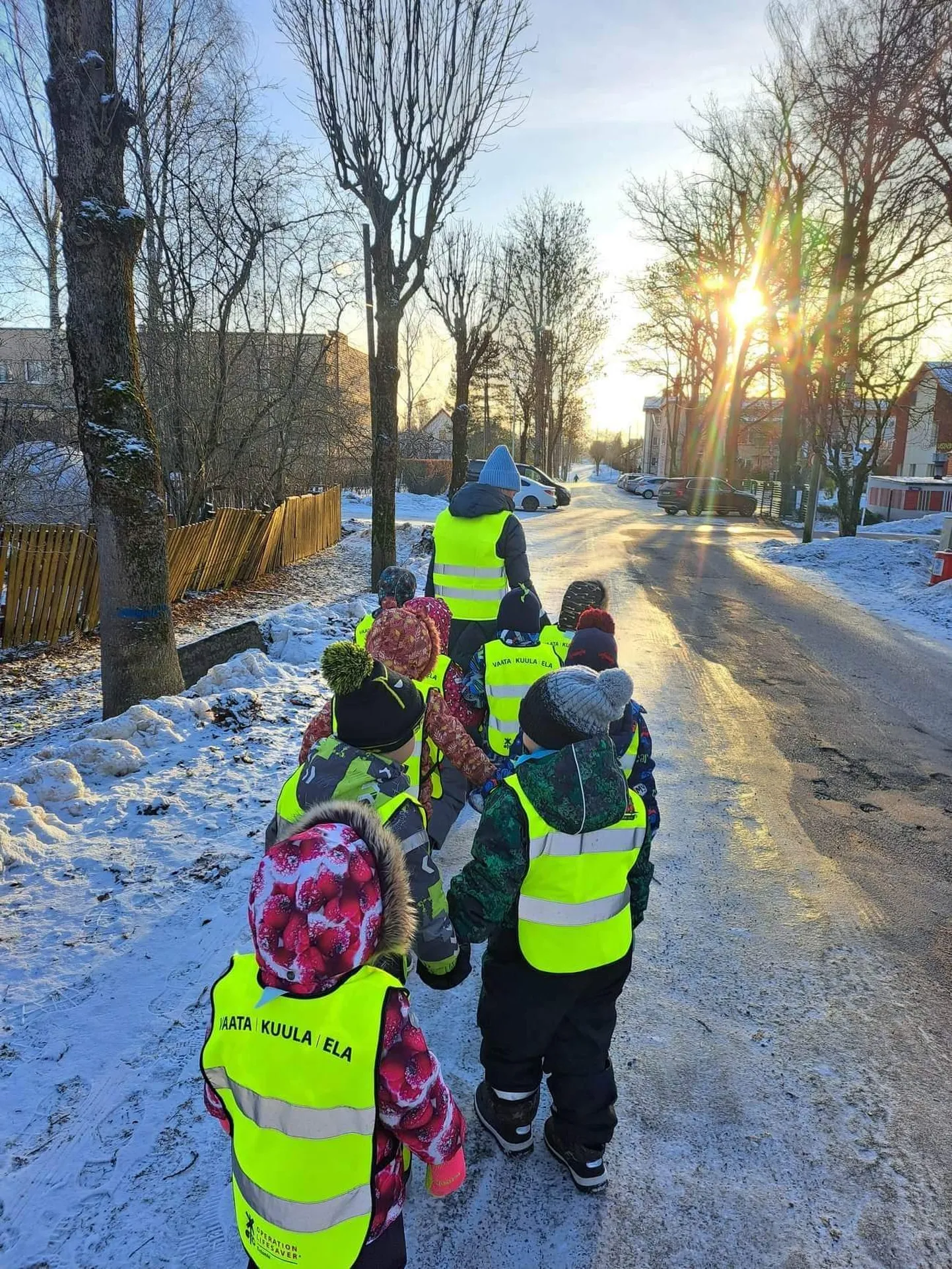 Valga Kasekese lasteaia mudilased alustasid liikumisaastat erilise jalutuskäiguga. Foto on illustreeriv.