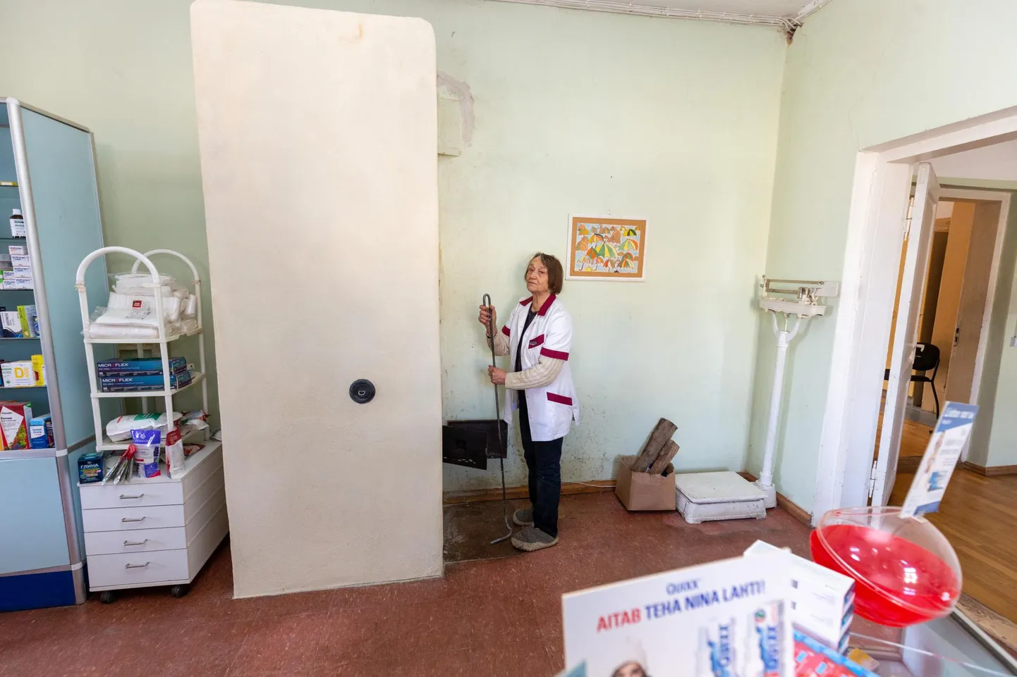 Aprilli algul võis Kõpu apteeker Linda Ehapalu rõõmustada sooja ahju üle. See sai korda tänu kohalikele annetajatele ja pottsepale, kes töötas tasuta.