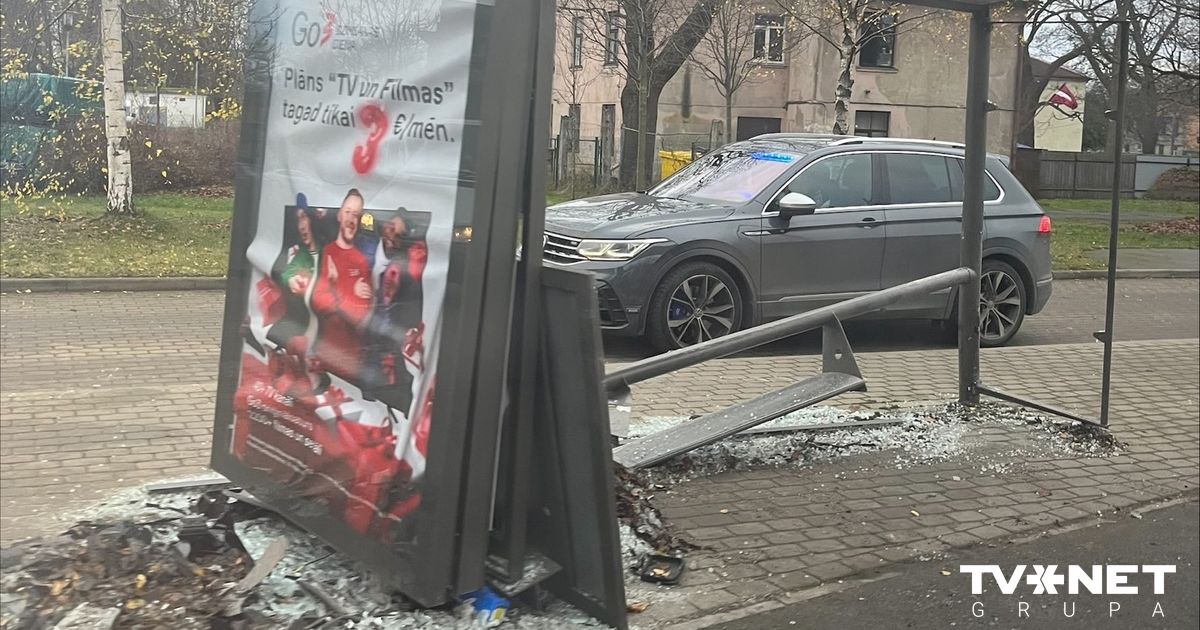 Сон утонул автомобиль