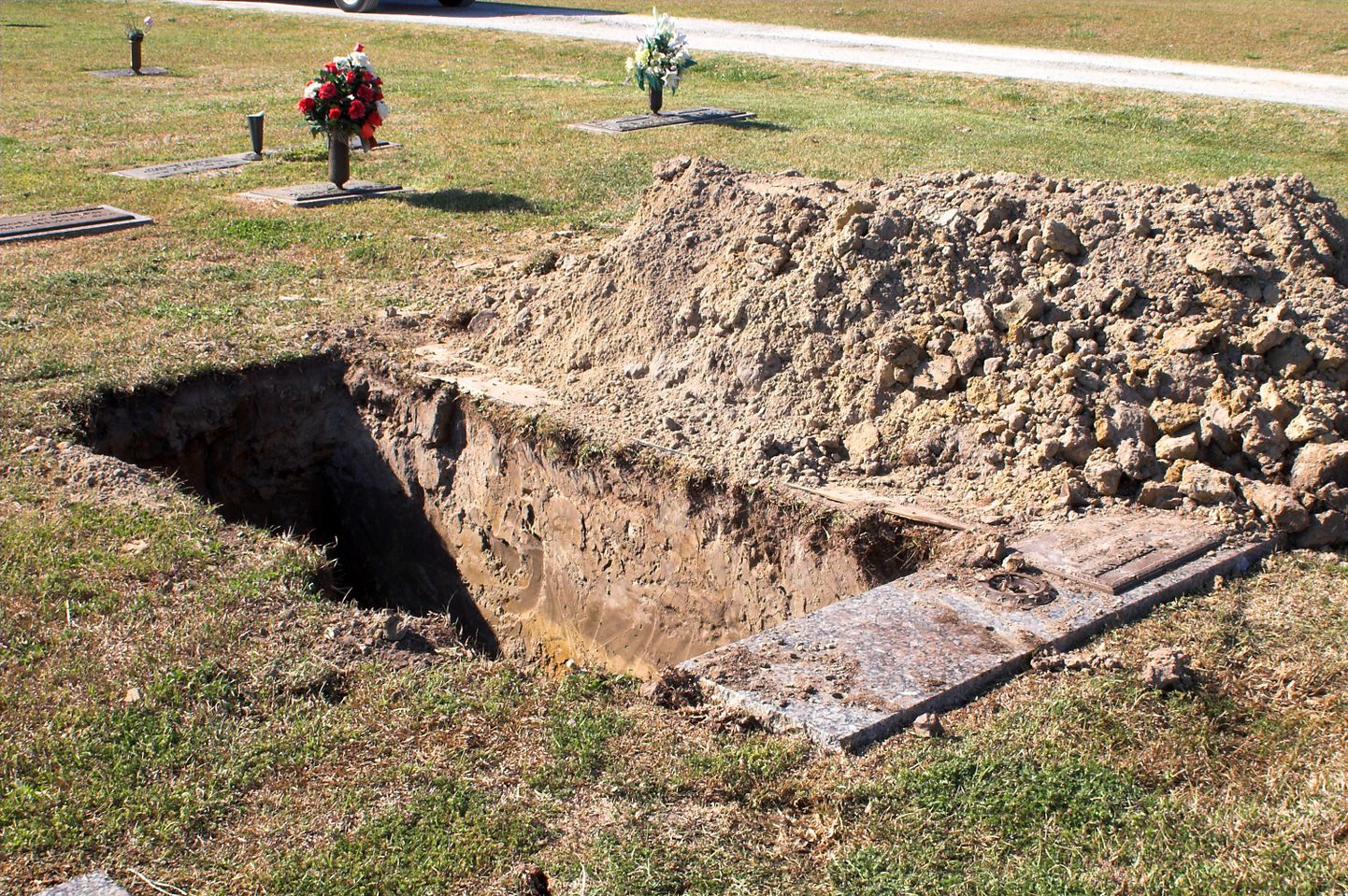 Eesti vanim hauakaevaja on kaevanud u tuhat hauda.
