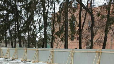 Tsahkna kritiseeris Tomski mälestusmärkide eemaldamist