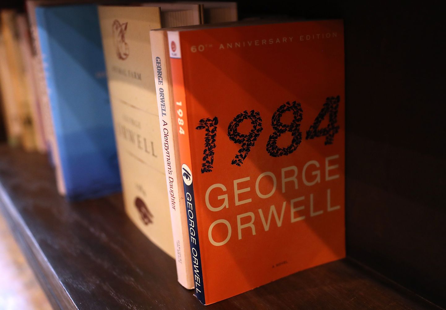 Džordža Orvela antiutopiskais romāns "1984".