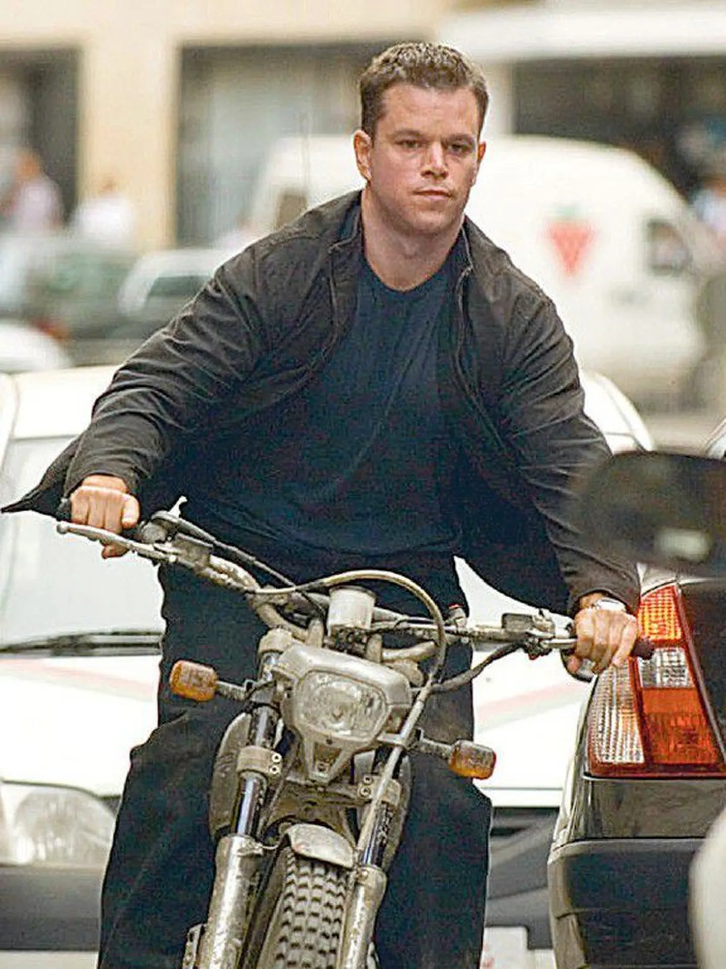 Kodanik Bourne (Matt Damon) püüab tohutus globaalkülas
ellu jääda.