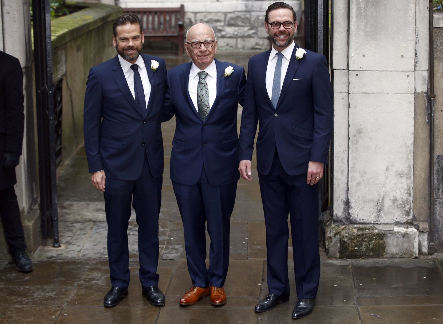 Meediamogul Rupert Murdoch koos poegade Lachlani ja Jamesiga.