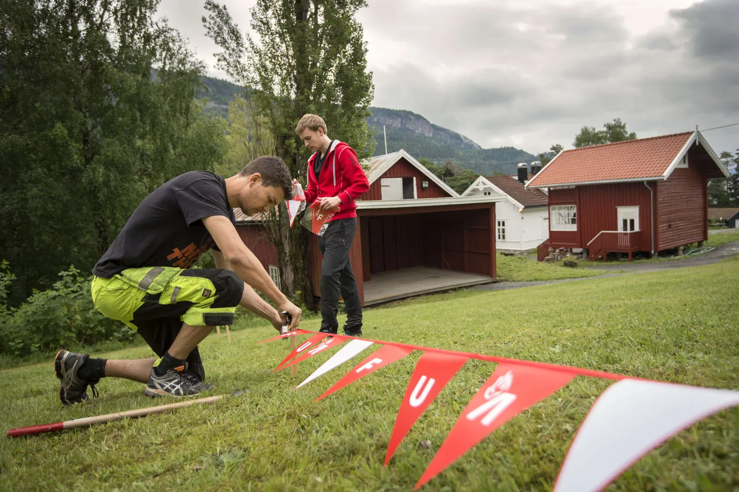 Tööpartei noored aktivistid Utøya saarel