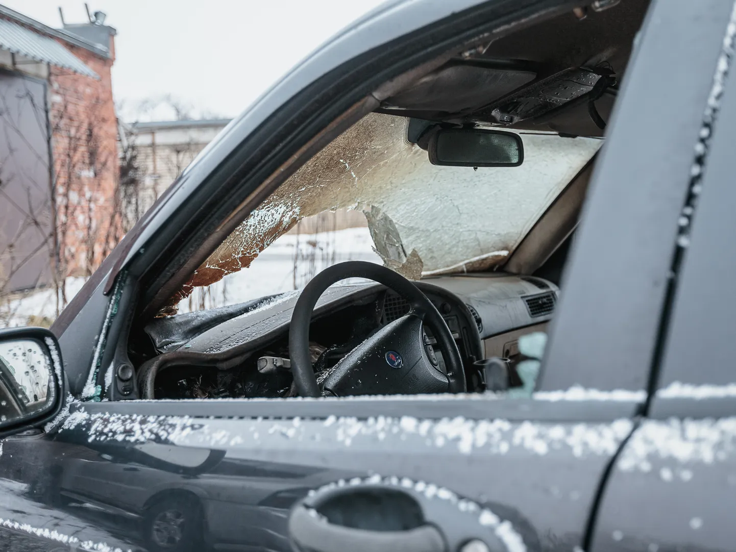 Сгоревшая автомашина. Фотоснимок иллюстративный и не связан с описанным в статье происшествием.
