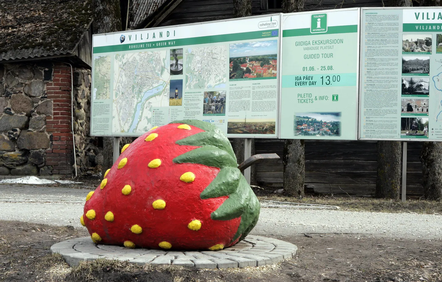 Giidituur vanalinnas algab maasika juurest.