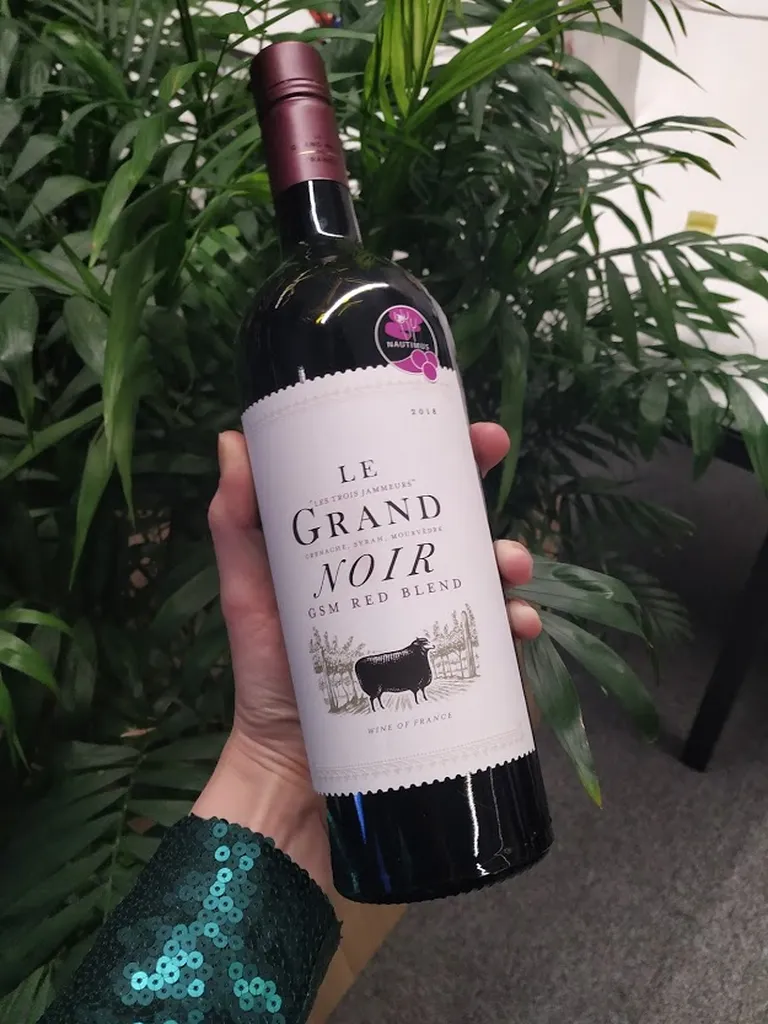 44. saate vein: Le Grand Noir GSM Red Blend.