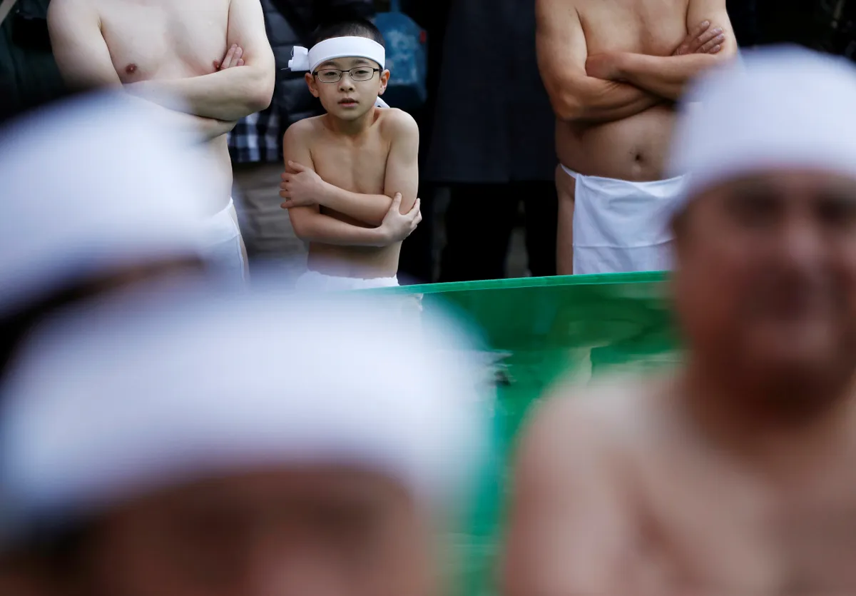 Tokyos Teppozu Inari templis viidi täna läbi iga-aastane jäävannirituaal, mis peaks tagama eelolevaks aastaks tervise ja hea õnne. Noorim osaleja oli 9-aastane.