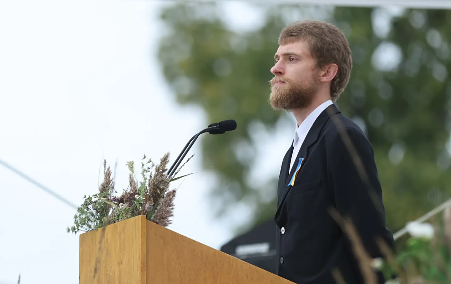 Priit Põldma, noore kultuuritegelase kõne presidendi roosiaias. 20.08.2023.