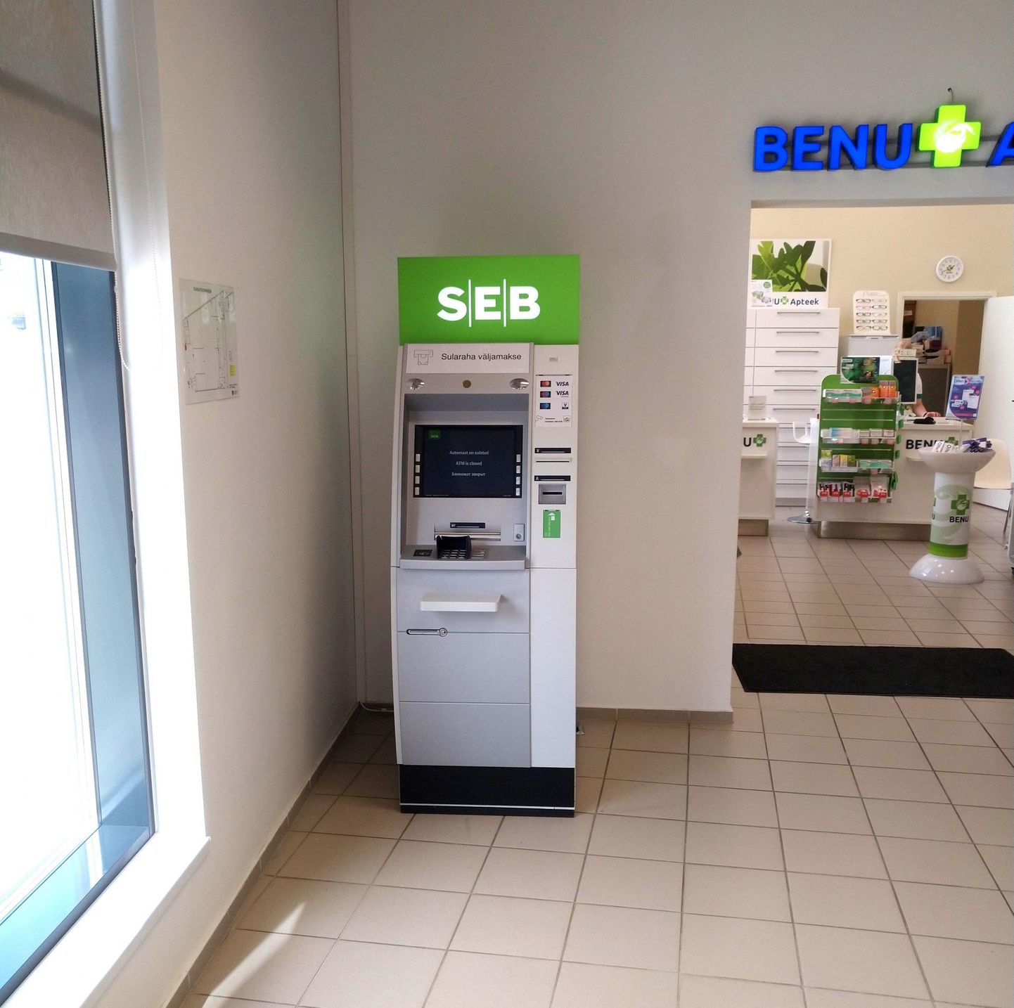 SEB panga sularahaautomaadi leiab Väike-Maarjas nüüd Konsumi kauplusest.
