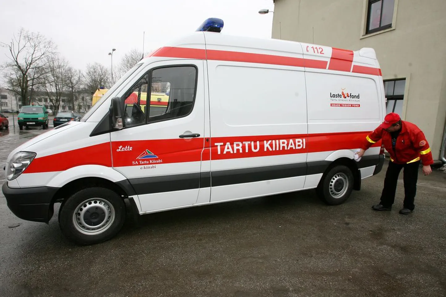 Kiirabi viis vigastatud inimesed Tartusse haiglasse.