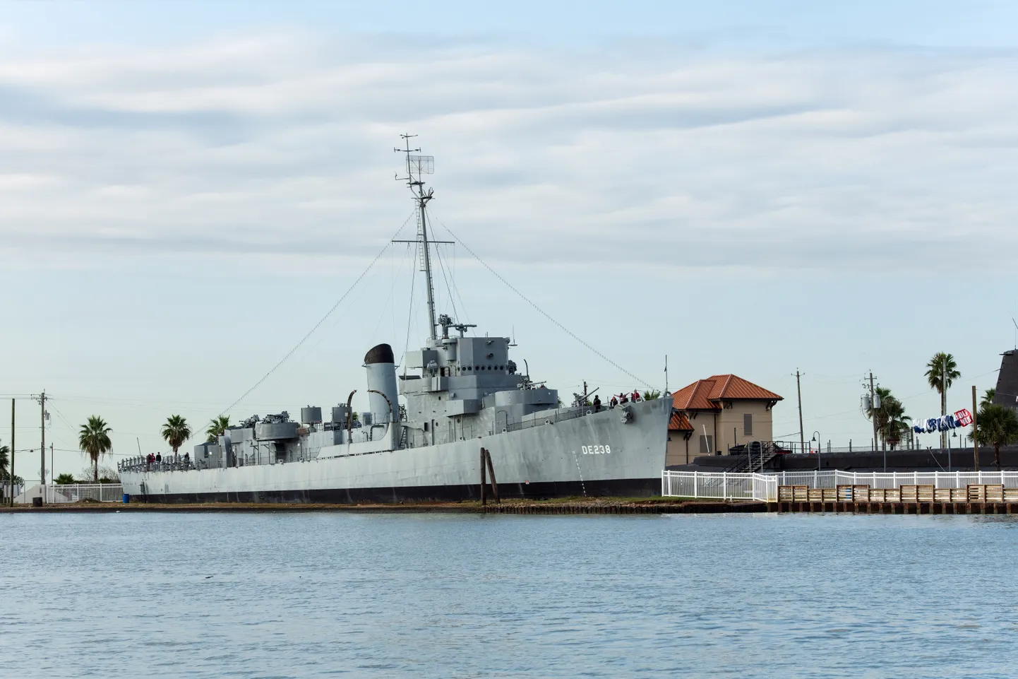 USS Stewart DE-238, mis on sarnane nüüd leitud hävitaja USS Stewartiga, mille tähistus on DD-224.