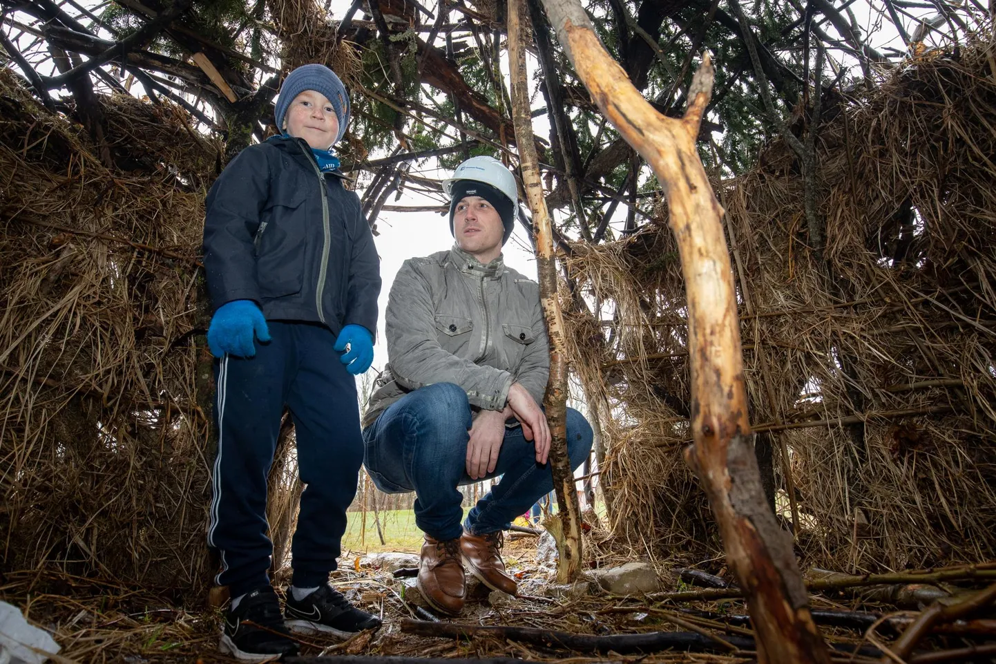 Kristofer ja Martin mahuvad mõlemad oma onni ära ja tegelikult on selles ka fotograaf Ain.