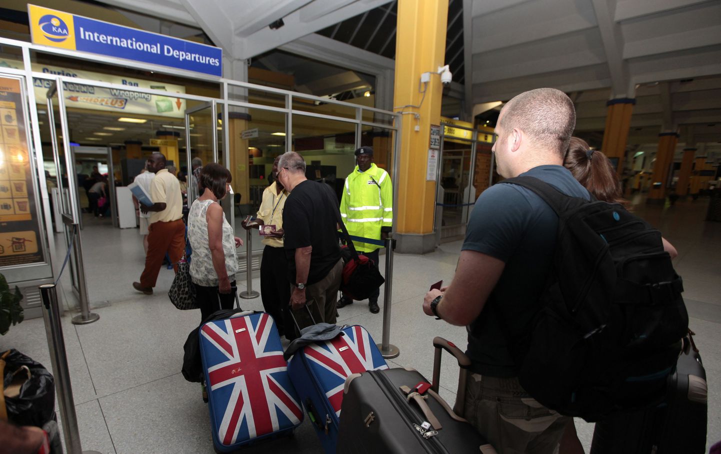 Briti turistid Keenias Mombasa lennujaamas