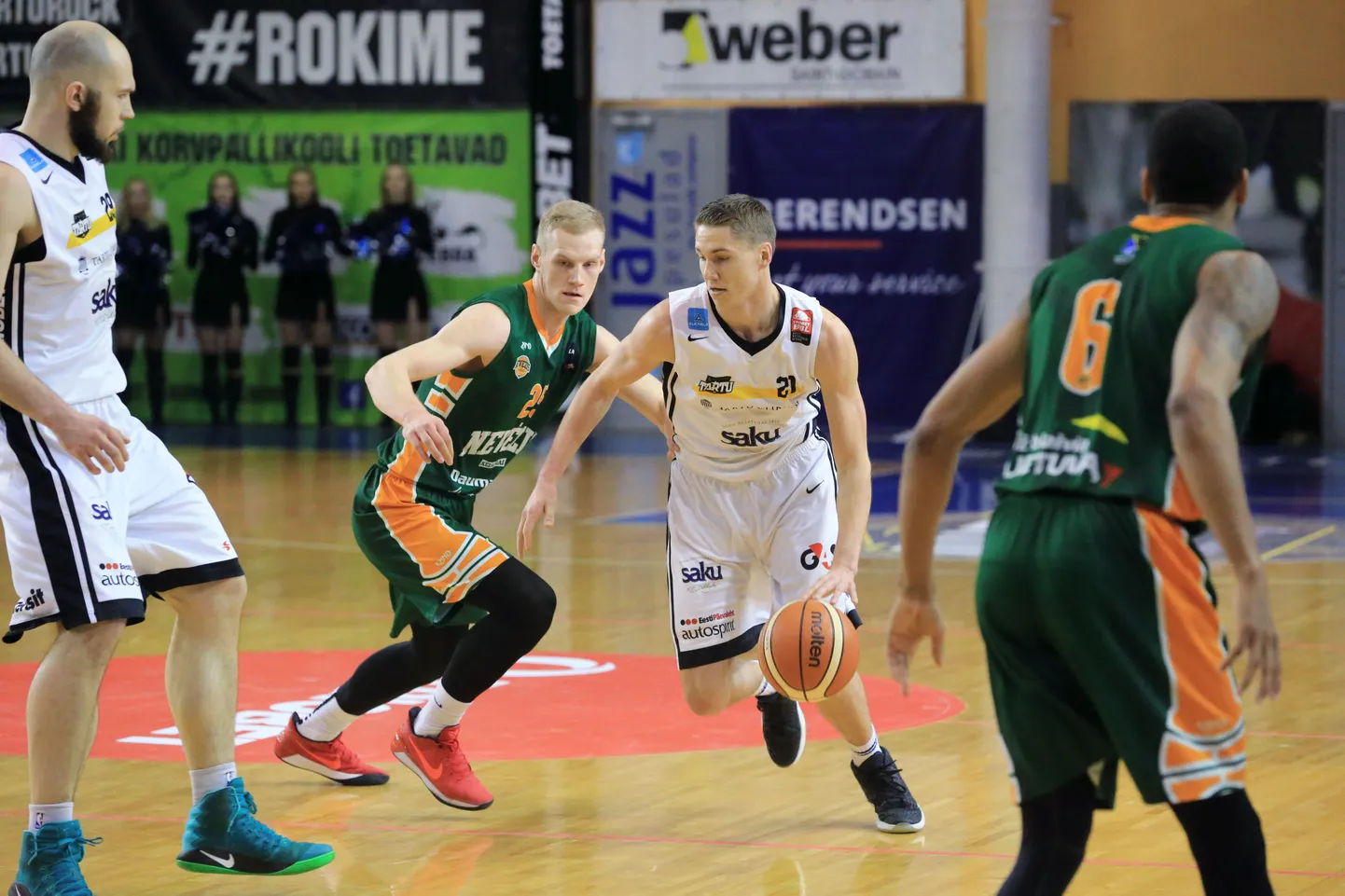 Balti liiga esimese veerandfinaalkohtumise Tartu Ülikooli ja Kedainiai Nevezise vahel võitis Kedainiai Nevezis tulemusega 88:86.