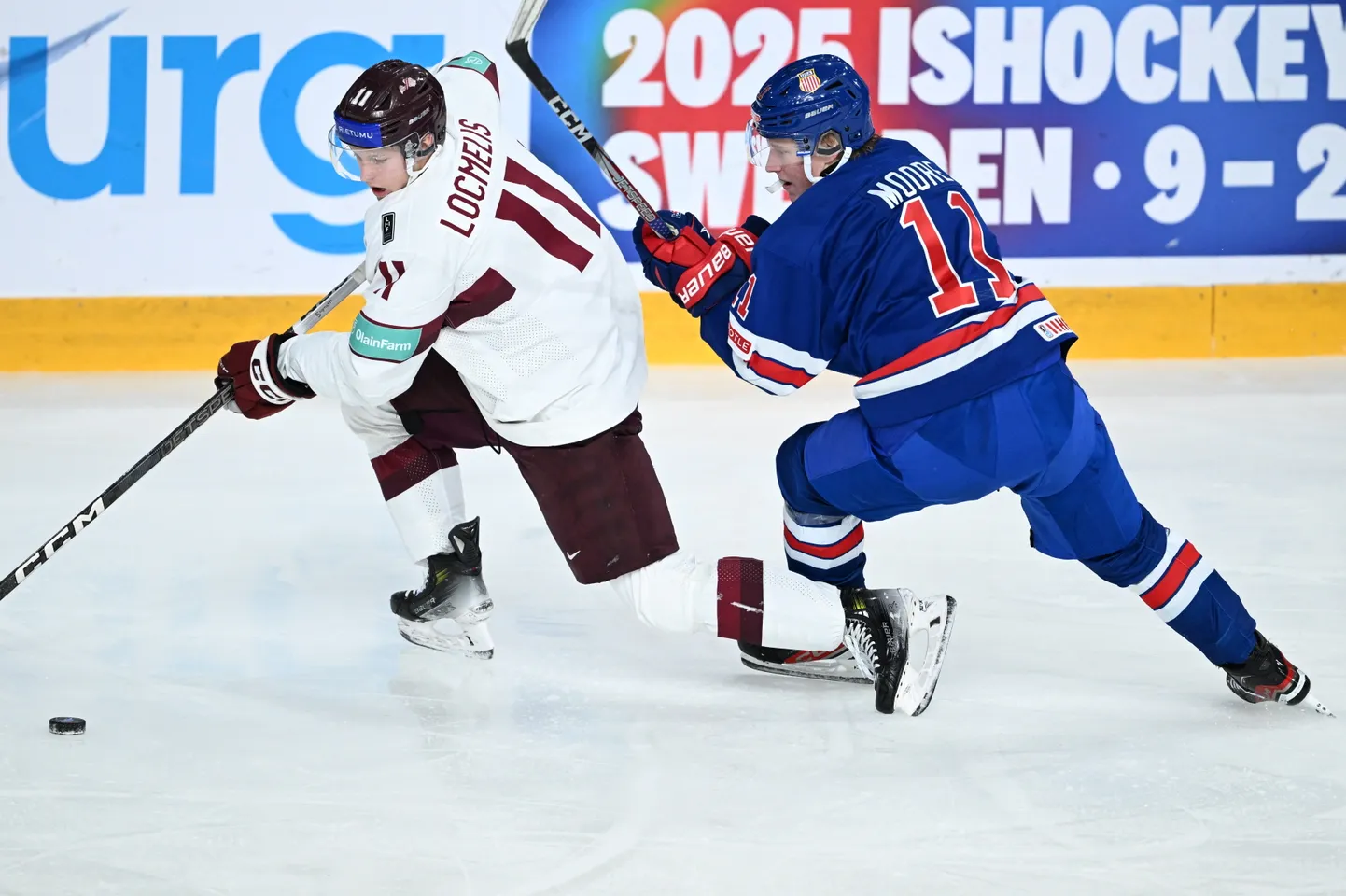 Матч сборных Латвии и США по хоккею U-20.