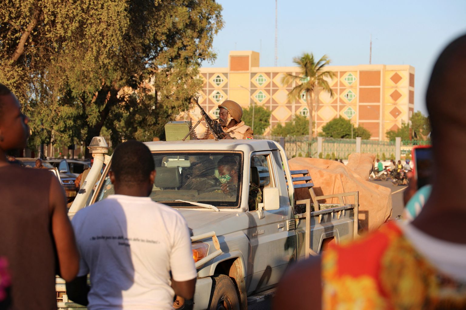 Armeesõiduk Ouagadougous.